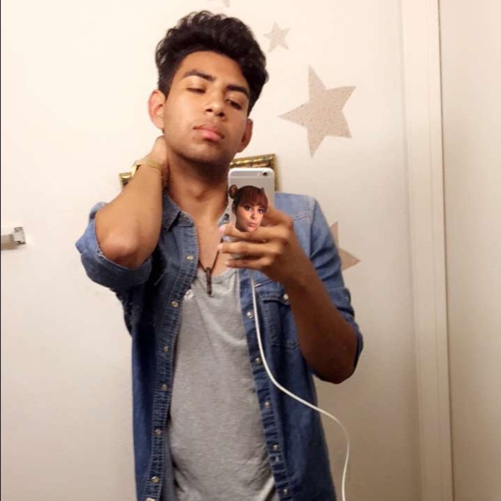 Meet your Posher, Diego