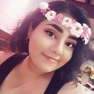 Meet your Posher, Isabelle