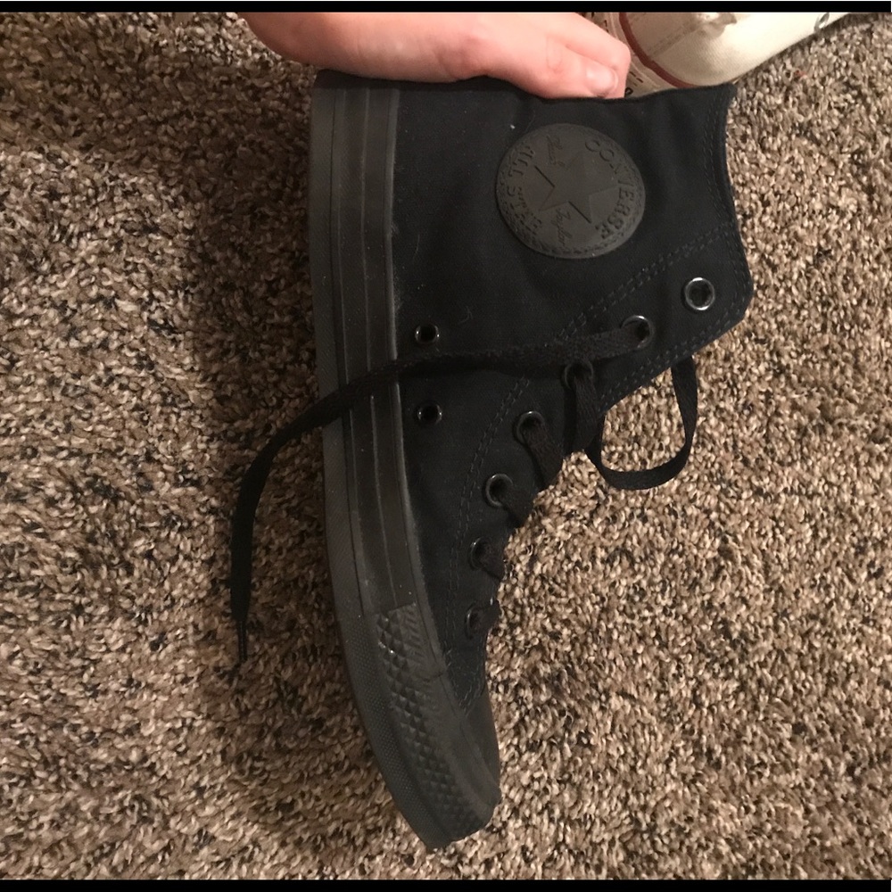 Black hi top converse