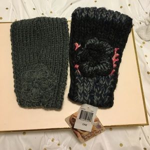Hand knit Headwraps with flower (bundle of two) Hand knit Headwraps with flower (bundle of two)