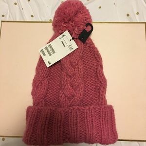 H&M Pink Knit Pom beanie NWT H&M Pink Knit Pom beanie NWT