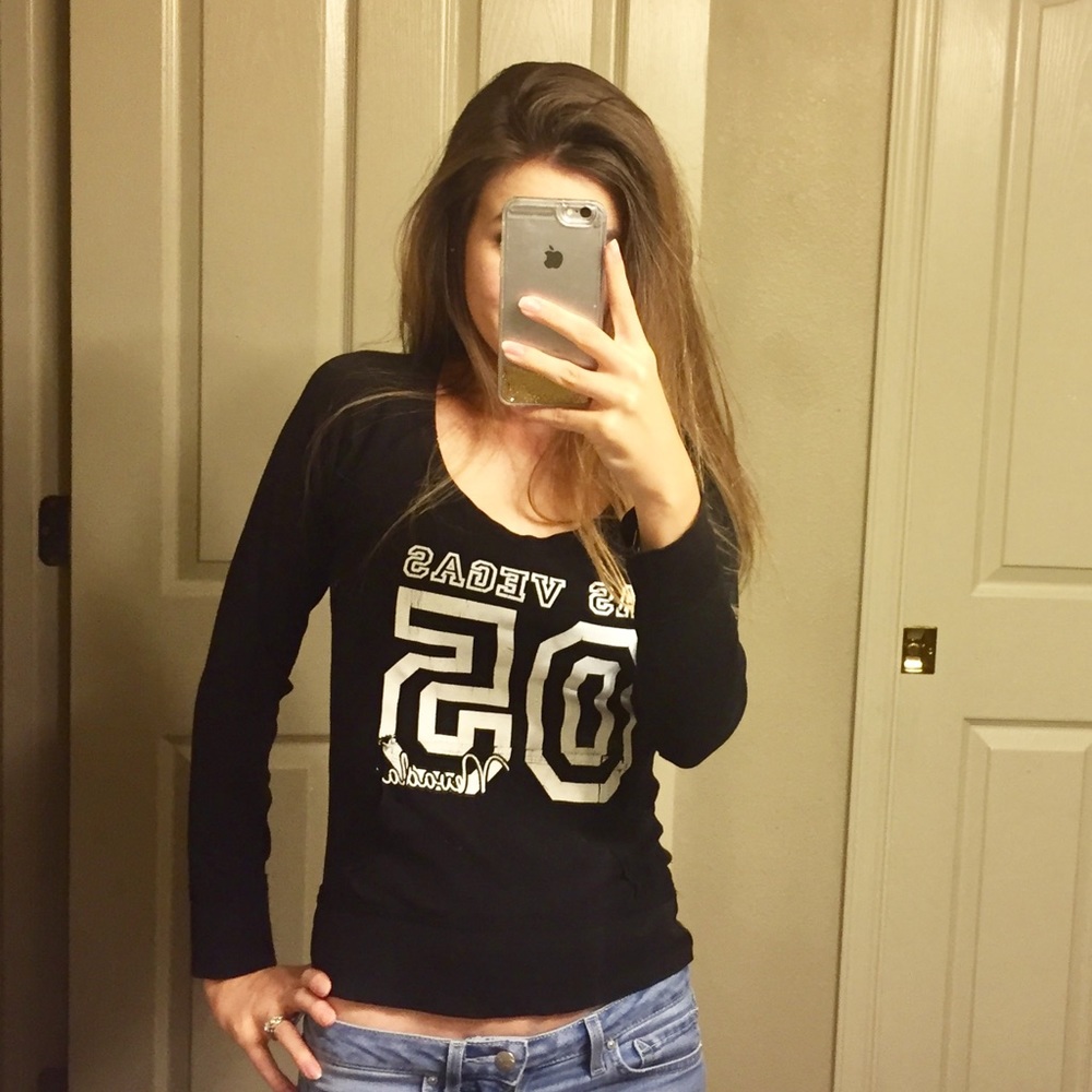 Las Vegas long sleeve.