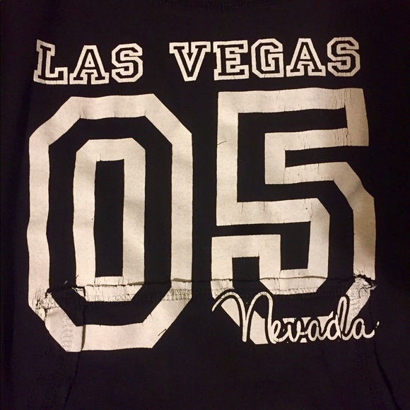 Las Vegas long sleeve. - Picture 3 of 3