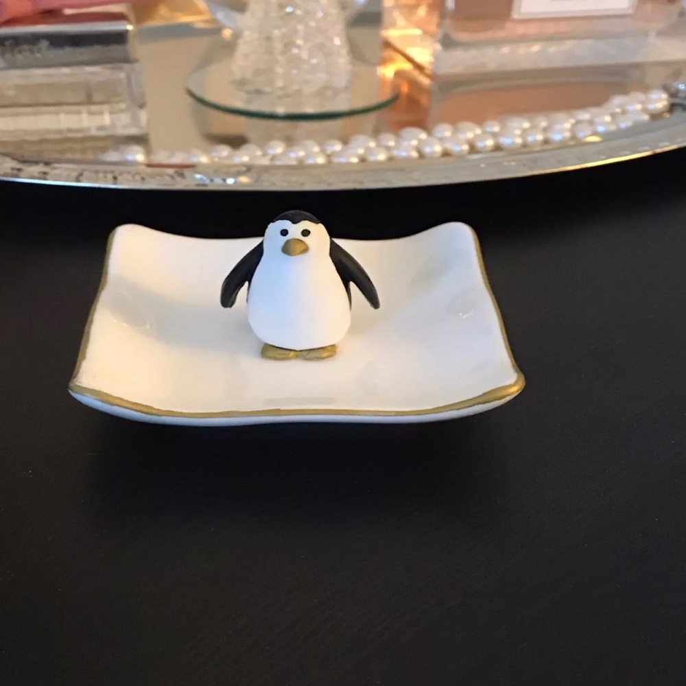 Penguin Ring Dish