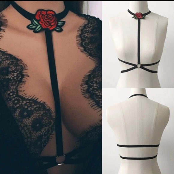 💋Gothic Rose Harness bra - Picture 2 of 4