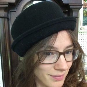 Vintage Wool Black Bucket Top Hat Oliver! Vintage Wool Black Bucket Top Hat Oliver!