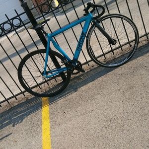 Meet your Posher, Eddie