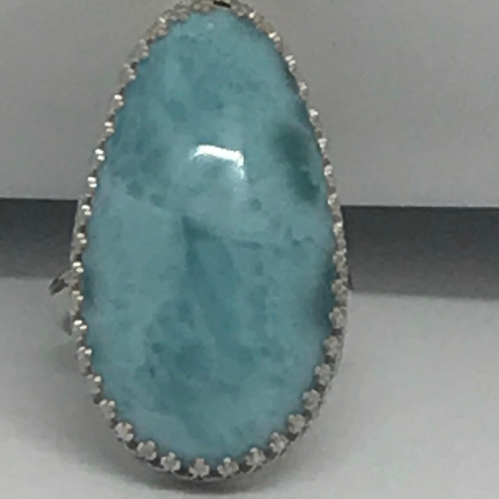 Ring - Picture 4 of 5