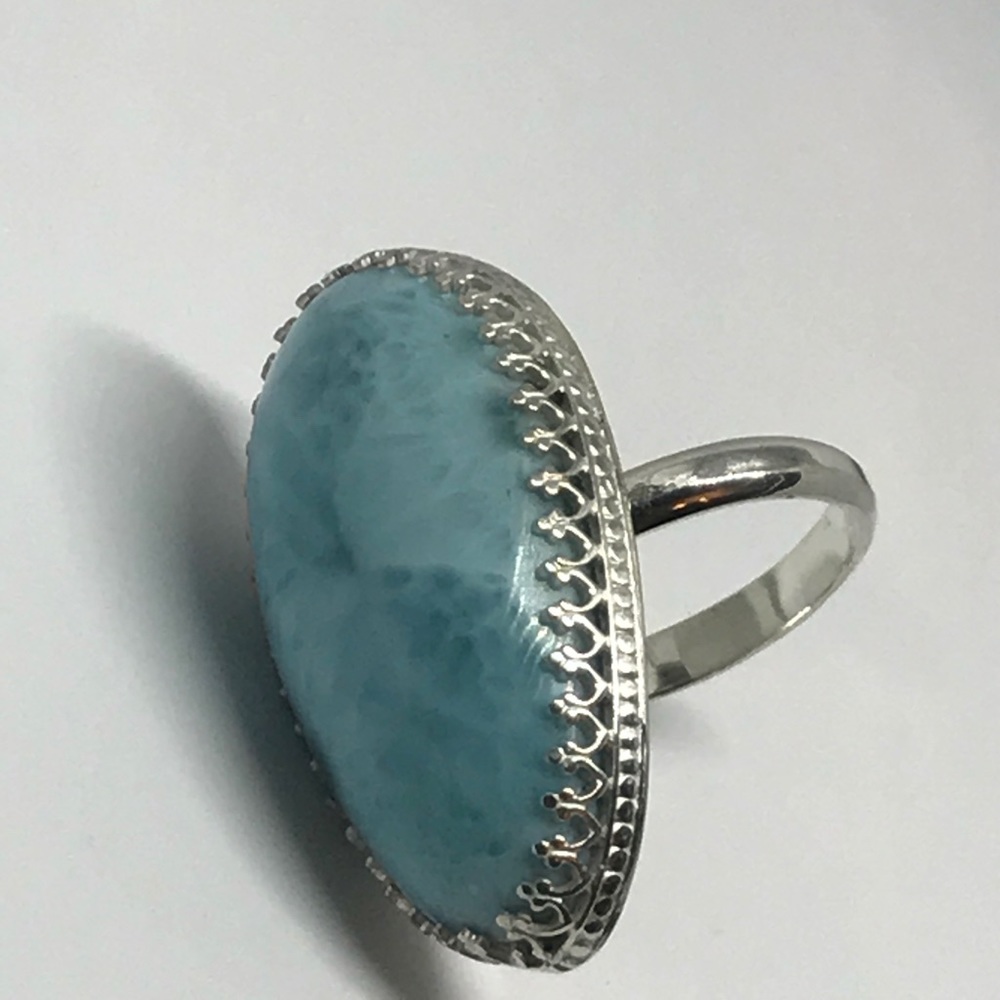 Ring - Picture 5 of 5