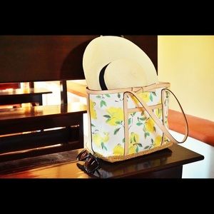 Kate Spade Perfect Summer Tote!!! Kate Spade Perfect Summer Tote!!!
