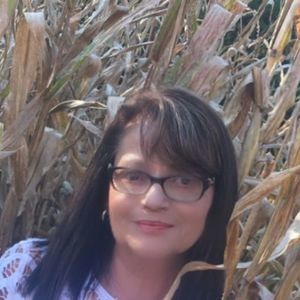 Meet your Posher, Eunice