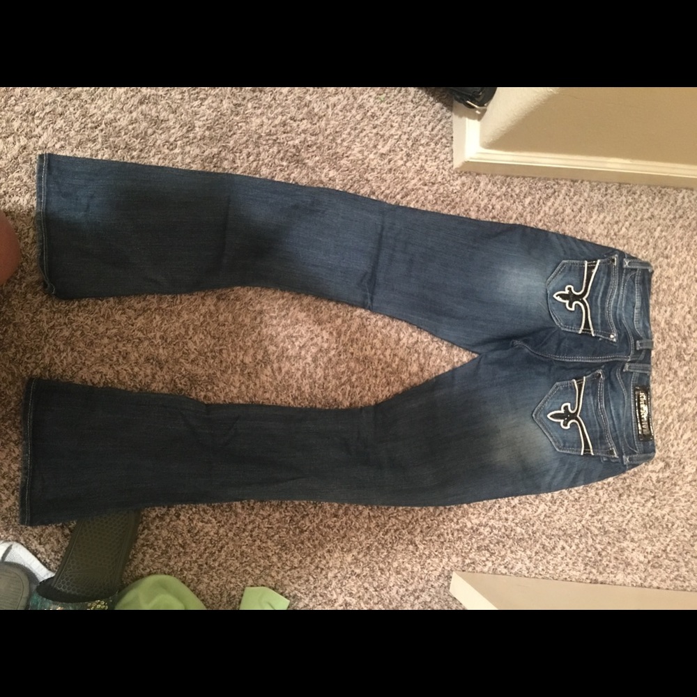 Rock revival size 26