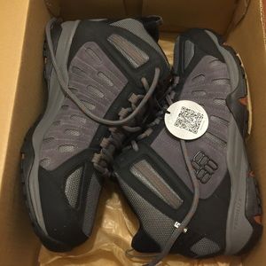 columbia granite pass shoes