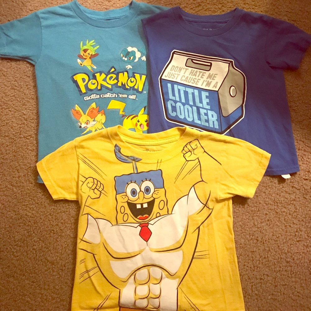 3 boys short sleeve shirts size 4/5.