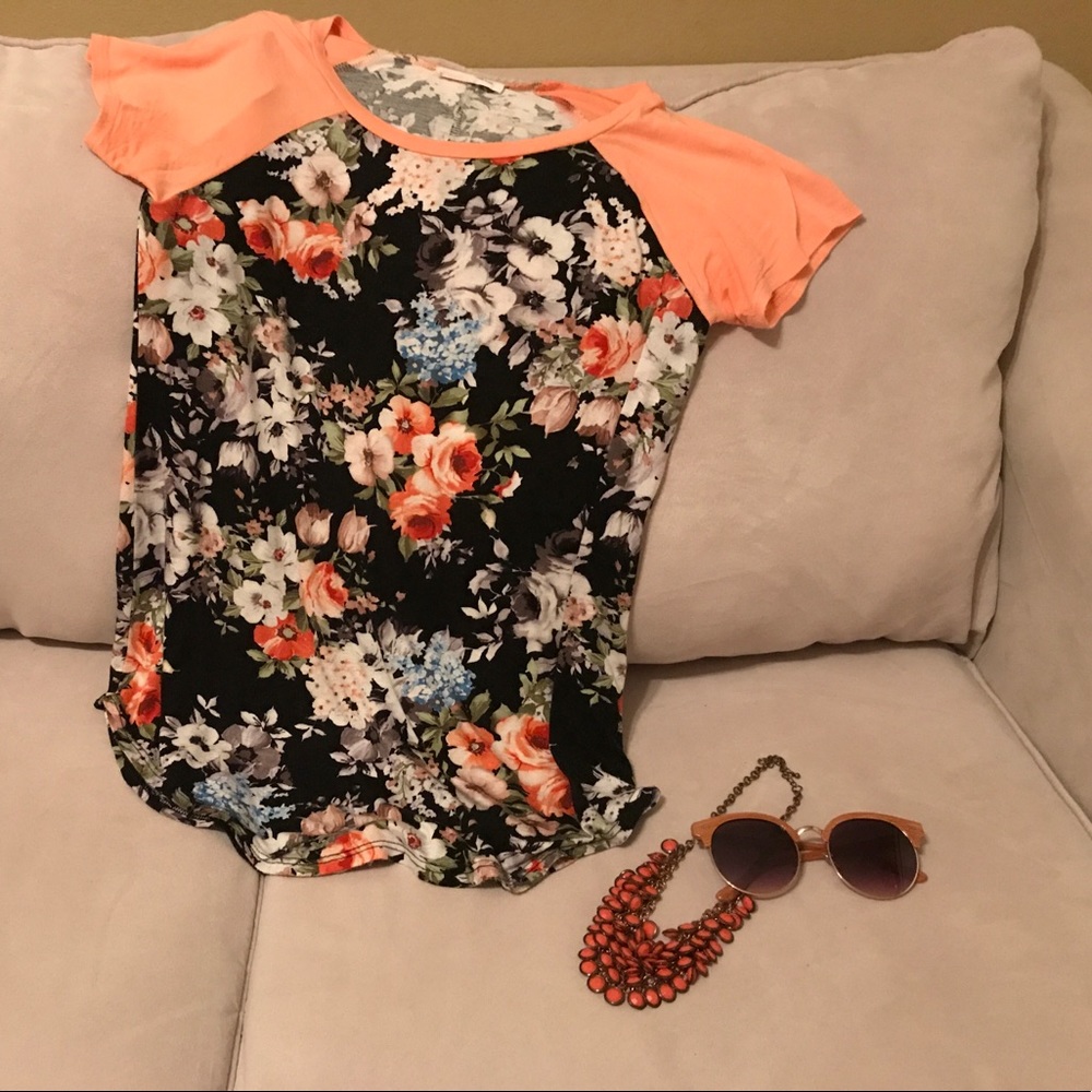Floral shirt.