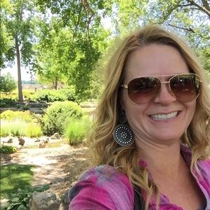 Meet your Posher, Michelle