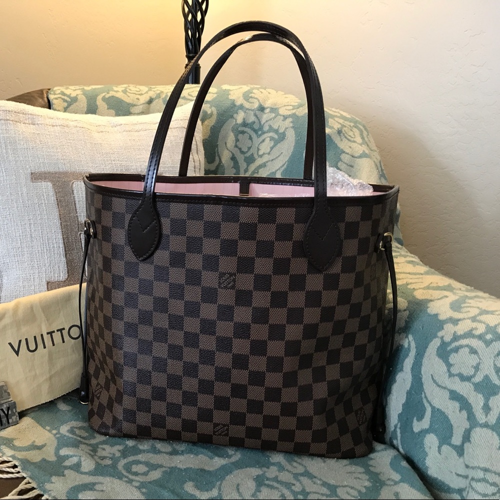 Louis Vuitton Neverfull mm Rose ballerine