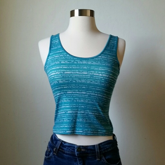 2 for 1 spandex crop tops - Picture 2 of 4