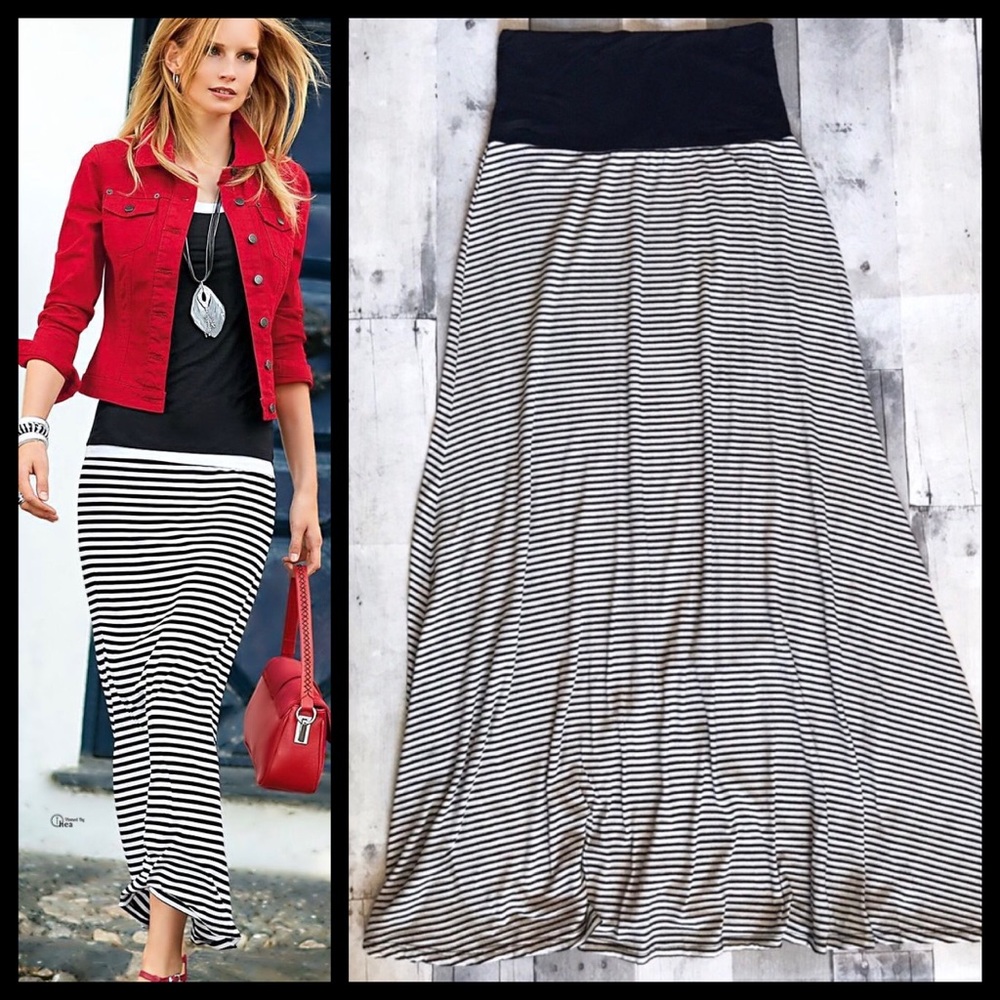 SOLD Promesa Black and White Stripes Skirt, Sz M