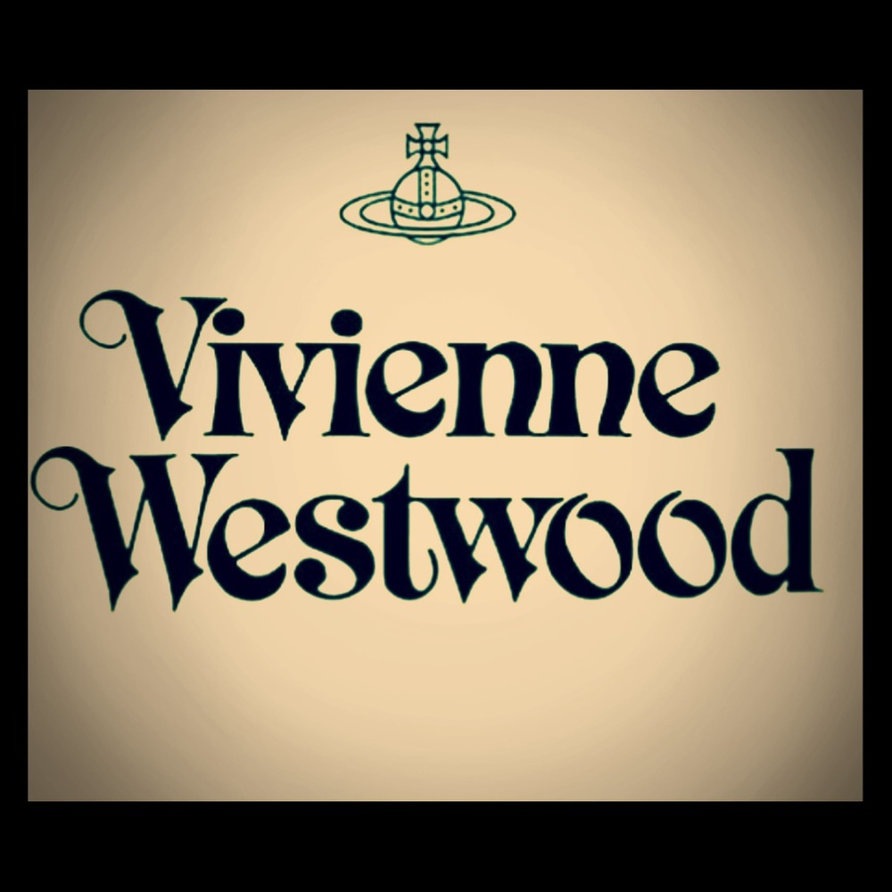 VIVIENNE WESTWOOD LOVERS ❤️