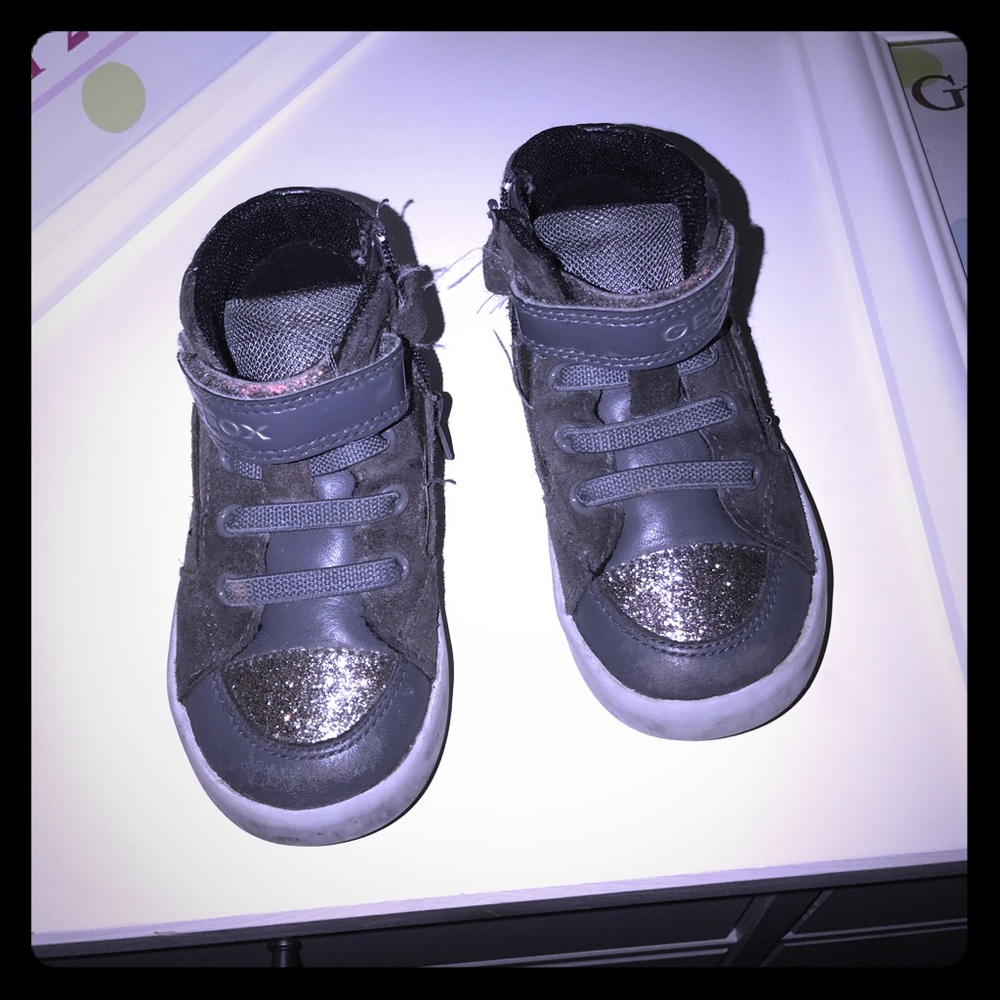 Geox grey girl sneakers size 4.5