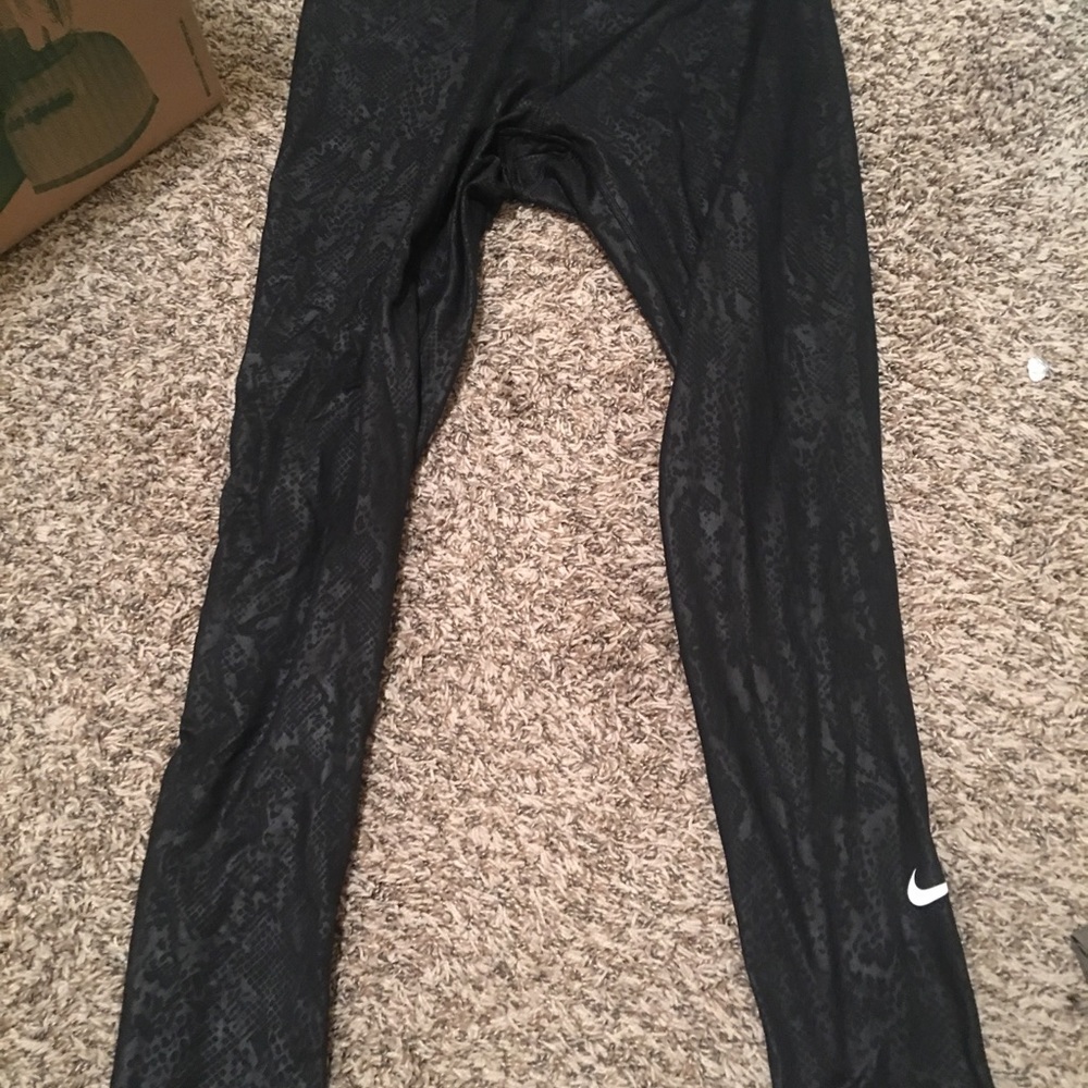 Snake skin patterned Nike leggings large