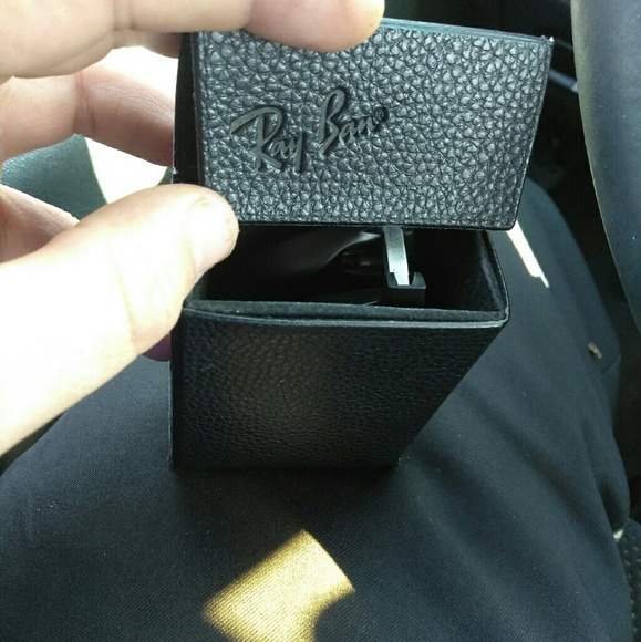 Folding Wayfarer Ray-Ban sunglasses - Picture 4 of 4