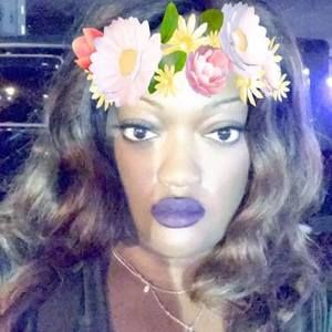 Meet your Posher, Lashundra