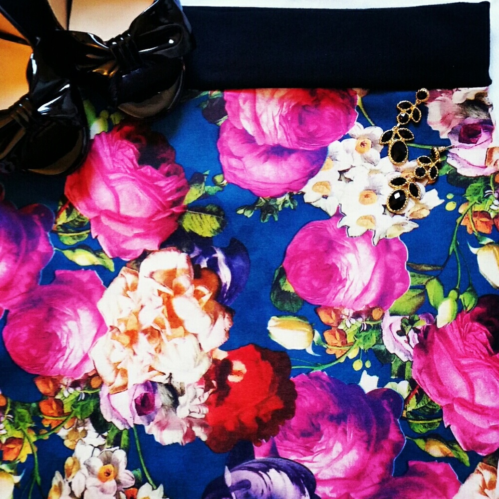 Floral Pencil Skirt