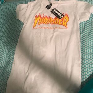 brand new xs thrasher t-shirt brand new xs thrasher t-shirt