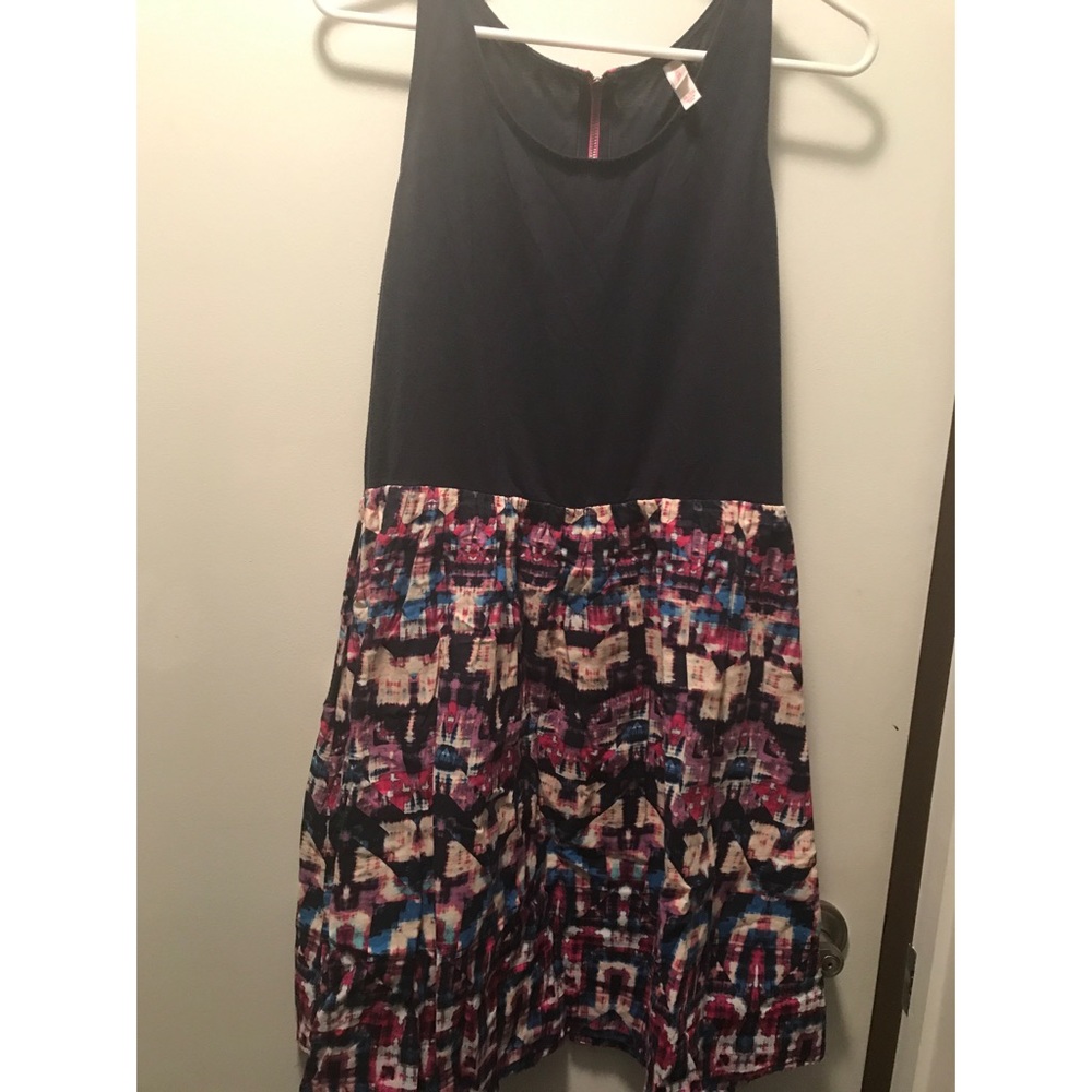 Casual patterned dress