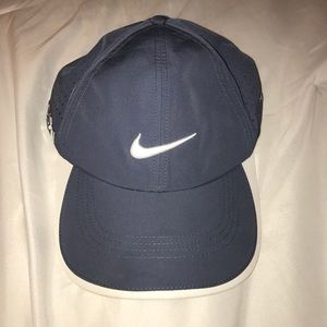 Nike running hat. Ok trend gray/blue color Nike running hat. Ok trend gray/blue color