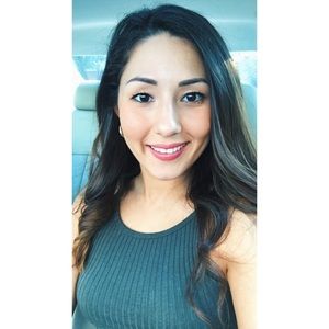 Meet your Posher, Elizabeth