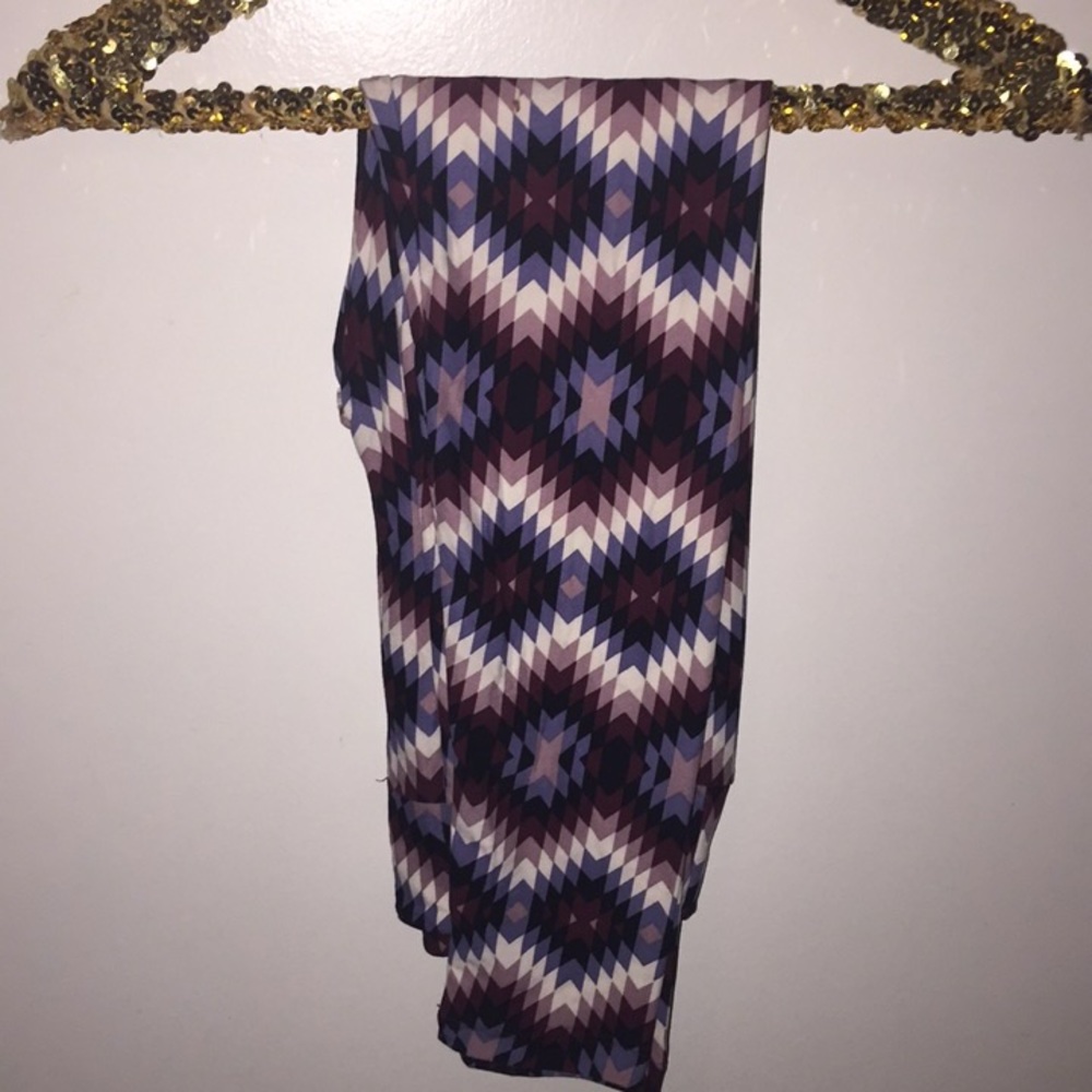 Lularoe one size leggings NEW WITH outTAG
