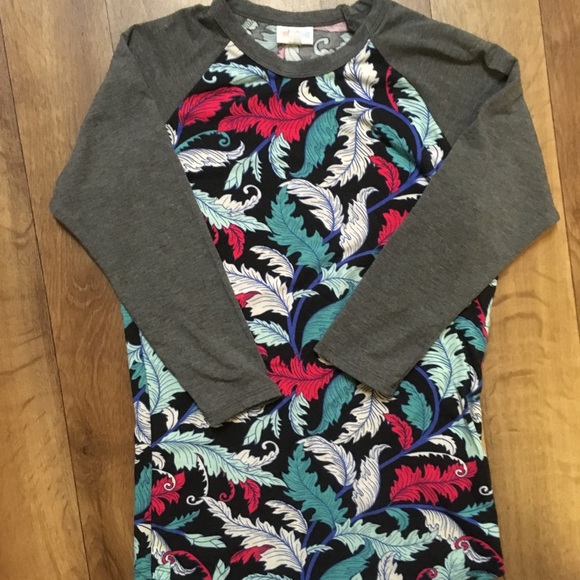 LuLaRoe Tops - Lularoe Randy