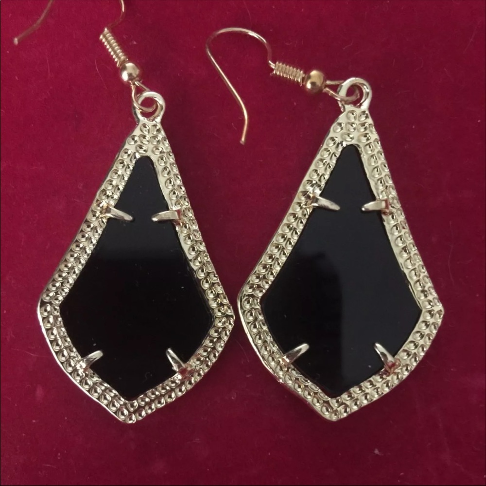 Black and gold earrings