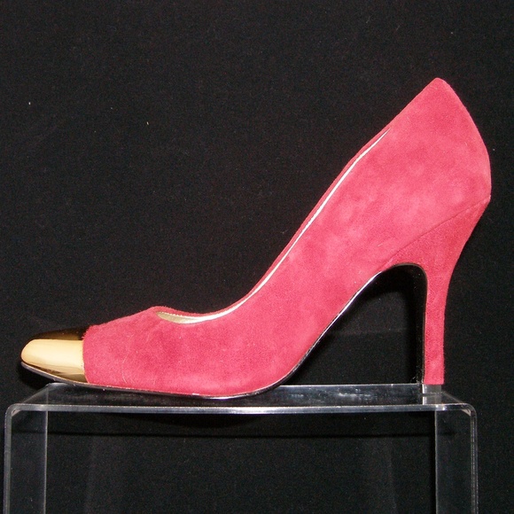 Nine West 'Giovanna' suede gold pointed pump 7.5M - Picture 7 of 8