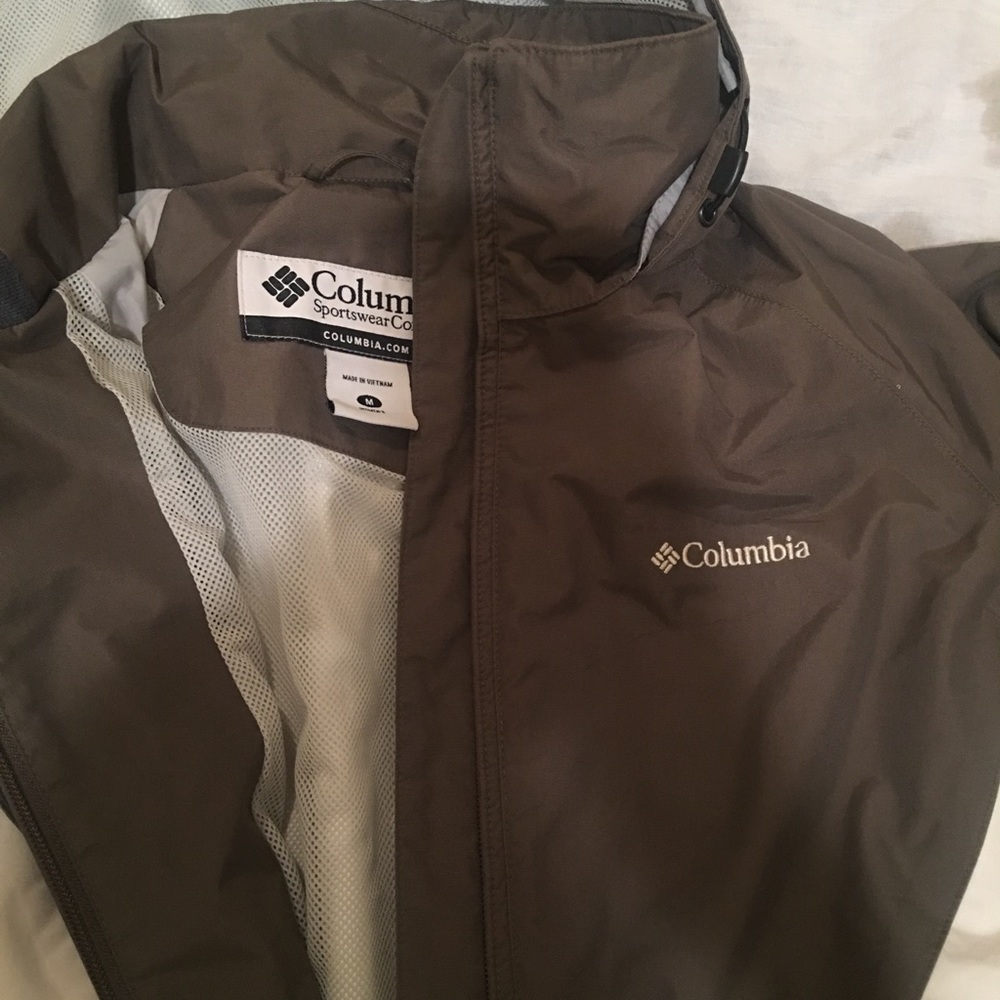 Columbia rain jacket