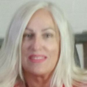 Meet your Posher, Marie