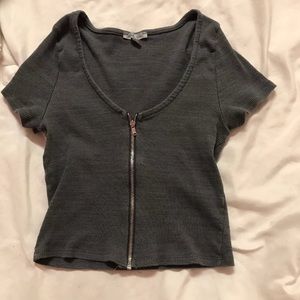 Zip up crop top(SOLD)