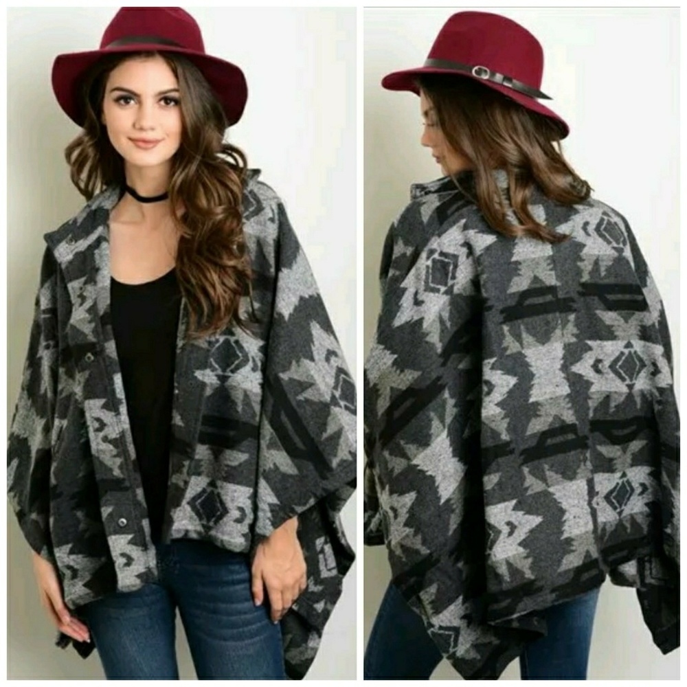 🌟 Luxe Tribal Print Cape Poncho Coat