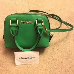 Green Steve Madden Cross Body Green Steve Madden Cross Body