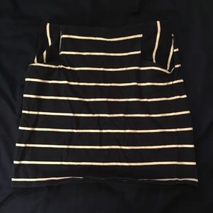 🔥 5 FOR $25 🔥 Target Striped Mini Skirt 🔥 5 FOR $25 🔥 Target Striped Mini Skirt