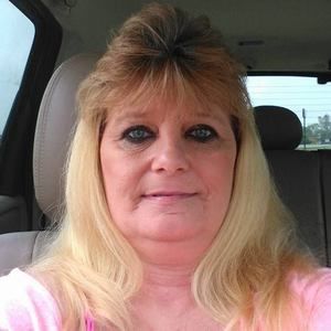 Meet your Posher, Janet