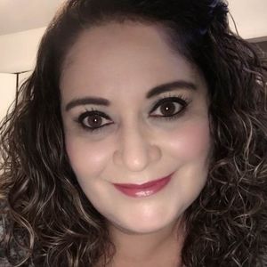 Meet your Posher, Juanita