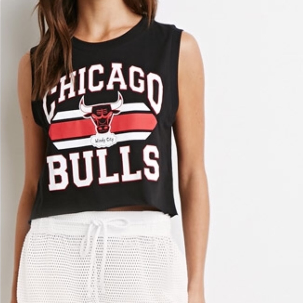 Forever 21 "CHICAGO BULLS" tees shortsleeve