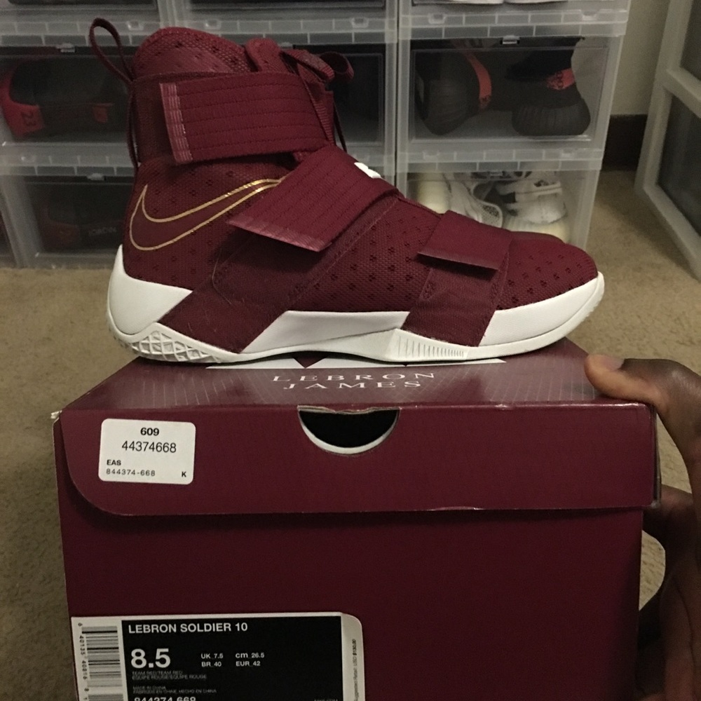 Lebron Soldier 10 "Christ the king"