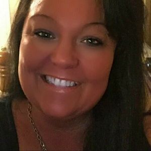 Meet your Posher, Tina