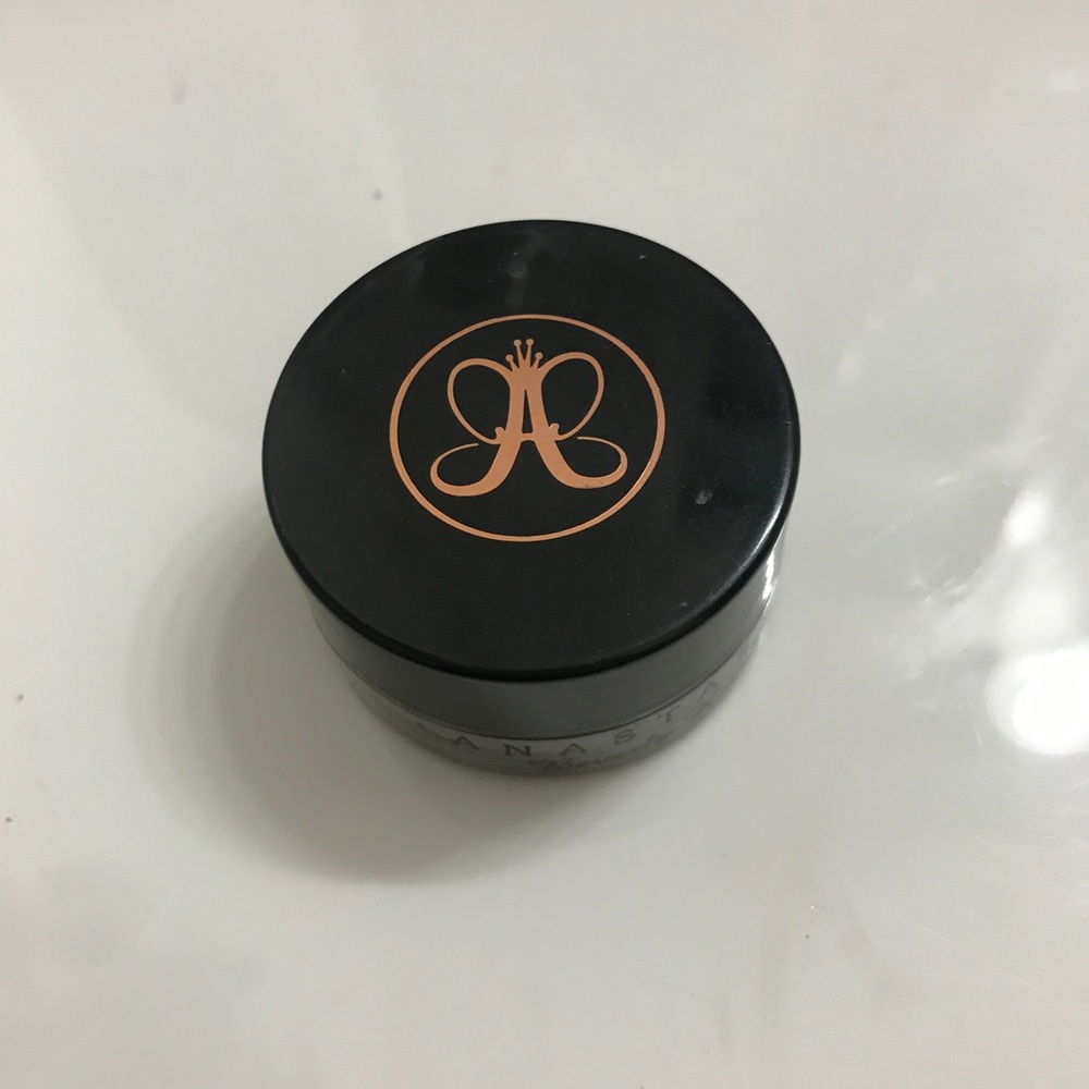 Anastasia Beverly Hills dip brow pomade