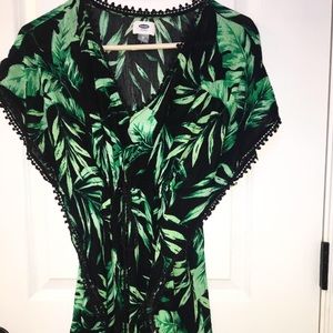 Leaf print beach cover up